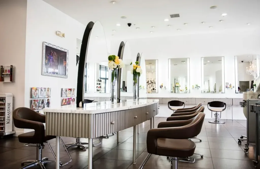 Privé Salon — Hair salon in Orlando